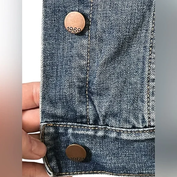 Gap Maternity 1969 icon medium wash denim button up jacket classic timeless - Picture 7 of 11